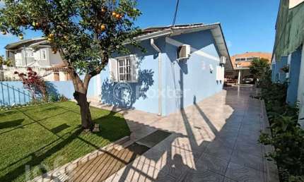 Casa com 2 quartos à venda na Rua Distrito Federal, 166, Mathias Velho, Canoas, 137 m2 por R$ 650.000