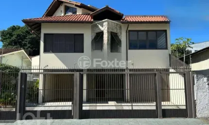 Casa com 3 quartos à venda na Rua Camilo Silveira de Souza, 170, Capoeiras, Florianópolis, 264 m2 por R$ 1.850.000