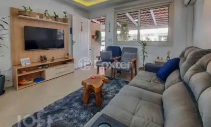 Casa em condomínio fechado com 2 quartos à venda na Rua Treze de Maio, 630, Rio Branco, Canoas, 103 m2 por R$ 279.500