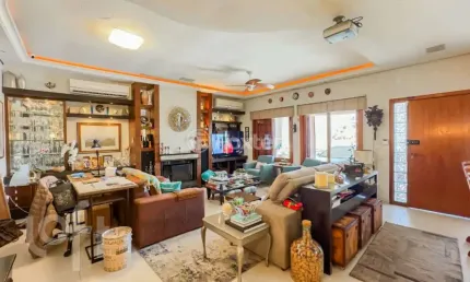 Casa com 3 quartos à venda na Avenida dos Prazeres, 613, Vila Jardim, Porto Alegre, 275 m2 por R$ 1.150.000