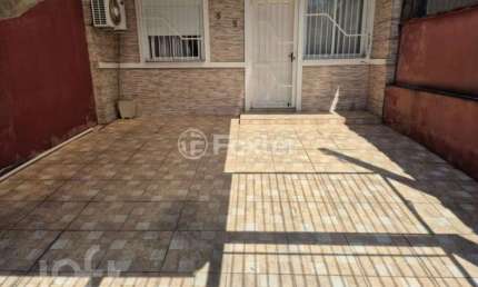 Casa com 2 quartos à venda na Rua Otto Espíndola, 509, Morada do Bosque, Cachoeirinha, 60 m2 por R$ 239.000