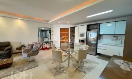 Apartamento com 4 quartos à venda na rua ferreira lima, 199, centro, florianópolis, 130 m2 por r$ 1.990.000
