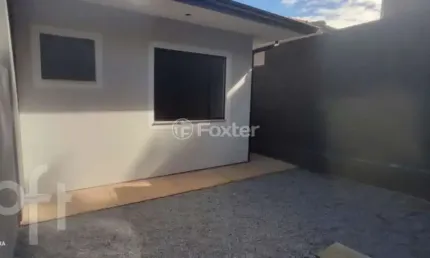 Casa com 2 quartos à venda na Rua Uvaia, 32, Potecas, São José, 93 m2 por R$ 490.000