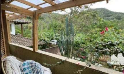 Casa com 2 quartos à venda na Servidão Amantino Cameu, 881, Rio Tavares, Florianópolis, 69 m2 por R$ 1.200.000