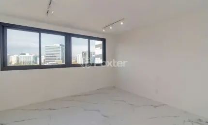 Kitnet / Stúdio à venda na Rua Anita Garibaldi, 1325, Boa Vista, Porto Alegre, 24 m2 por R$ 480.000