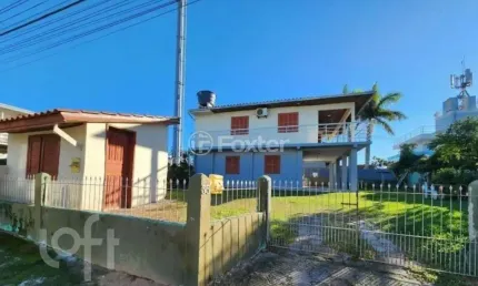 Casa com 3 quartos à venda na Rua Spanhol, 35, Ingleses do Rio Vermelho, Florianópolis, 167 m2 por R$ 800.000