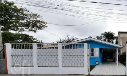 Casa com 2 quartos à venda na Rua Ruth Pereira, 400, Ingleses do Rio Vermelho, Florianópolis, 105 m2 por R$ 950.000