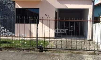 Casa com 3 quartos à venda na Servidão Idelfonso Caetano Melo, 300, Carianos, Florianópolis, 300 m2 por R$ 1.330.000