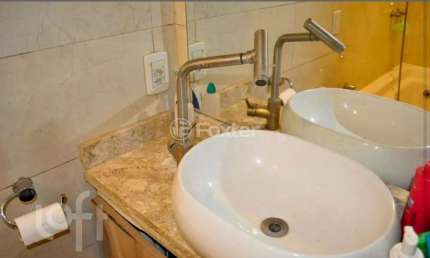 Apartamento com 2 quartos à venda na Rua Espírito Santo, 344, Centro Histórico, Porto Alegre, 44 m2 por R$ 250.000