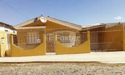Casa com 3 quartos à venda na Rua Doutor João Beckel, 790, Hípico, Camaquã, 140 m2 por R$ 280.000