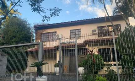 Casa com 4 quartos à venda na Rua Matias José Bins, 290, Três Figueiras, Porto Alegre, 534 m2 por R$ 3.000.000