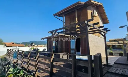 Casa com 2 quartos à venda na Rua dos Pinheiros, 296, Campeche, Florianópolis, 90 m2 por R$ 1.500.000