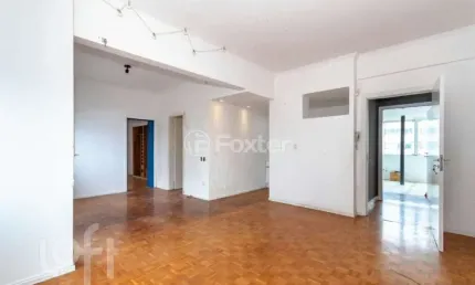 Apartamento com 3 quartos à venda na Rua Garibaldi, 943, Independência, Porto Alegre, 198 m2 por R$ 630.000