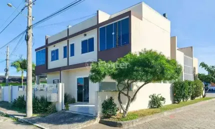 Casa com 2 quartos à venda na Rua Nereu Ramos, 454, Centro, Passo de Torres, 97 m2 por R$ 520.000
