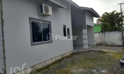 Casa com 2 quartos à venda na Servidão Estrela Dourada, 71, Tapera, Florianópolis, 90 m2 por R$ 480.000