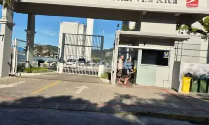 Apartamento com 2 quartos à venda na Rua Manoel Mariano Ferreira, 559, Fundos, Biguaçu, 47 m2 por R$ 255.000