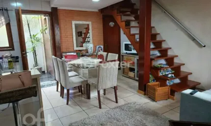 Casa com 2 quartos à venda na Rua Leblon, 1261, Parque da Matriz, Cachoeirinha, 91 m2 por R$ 371.000