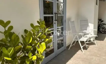 Casa com 2 quartos à venda na servidão josé francisco bardança filho, 241, campeche, florianópolis, 55 m2 por r$ 590.000