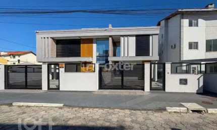 Casa com 3 quartos à venda na Servidão Maria Tomasia Cabral, 106, Ingleses do Rio Vermelho, Florianópolis, 150 m2 por R$ 1.100.000
