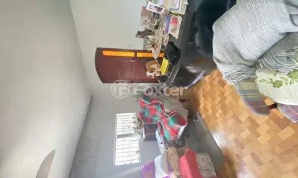 Casa com 4 quartos à venda na Rua Padre Alois Kades S J, 40, Jardim Europa, Porto Alegre, 233 m2 por R$ 1.400.000