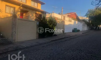 Casa com 3 quartos à venda na Rua Gustavo Schmidt, 553, Três Figueiras, Porto Alegre, 300 m2 por R$ 1.200.000