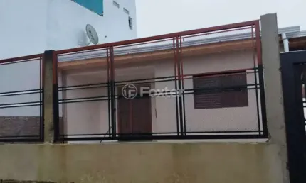Casa com 3 quartos à venda na Rua Fênix, 47, Lomba do Pinheiro, Porto Alegre, 110 m2 por R$ 230.000