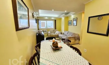 Apartamento com 2 quartos à venda na Avenida Benno Mentz, 816, Vila Ipiranga, Porto Alegre, 60 m2 por R$ 299.900