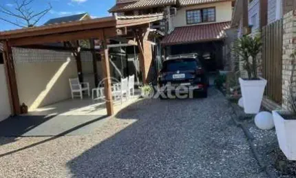 Casa com 2 quartos à venda na Servidão Canto Sul, 51, Morro das Pedras, Florianópolis, 170 m2 por R$ 920.000