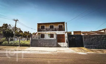 Casa com 3 quartos à venda na Rua Grapia, 269, Jardim do Bosque, Cachoeirinha, 142 m2 por R$ 460.000