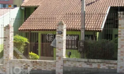 Casa com 3 quartos à venda na rua padre joão batista reus, 1970, vila conceição, porto alegre, 179 m2 por r$ 850.000