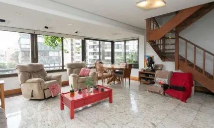 Cobertura com 3 quartos à venda na rua cônego viana, 65, rio branco, porto alegre, 241 m2 por r$ 1.500.000