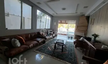 Casa com 3 quartos à venda na rua silvério souto, 540, teresópolis, porto alegre, 203 m2 por r$ 700.000