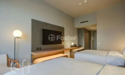Kitnet / stúdio à venda na avenida padre cacique, 2703, praia de belas, porto alegre, 30 m2 por r$ 270.000
