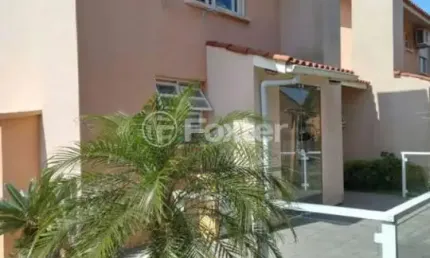 Casa em condomínio fechado com 2 quartos à venda na rua dos crisantemos, 4213, capão novo, capão da canoa, 75 m2 por r$ 450.000