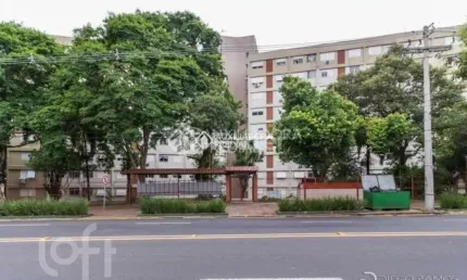 Apartamento com 2 quartos à venda na avenida professor oscar pereira, 1220, azenha, porto alegre, 52 m2 por r$ 220.000
