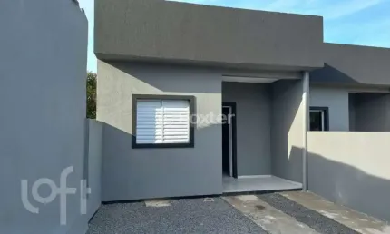 Casa com 2 quartos à venda na rua everaldo marques da silva, 25, castelo branco, gravataí, 60 m2 por r$ 317.000