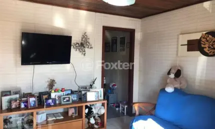 Casa com 4 quartos à venda na rua bertholdo mário thebich, 133, farrapos, porto alegre, 182 m2 por r$ 300.000