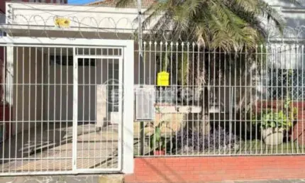 Casa com 3 quartos à venda na avenida pará, 804, navegantes, porto alegre, 100 m2 por r$ 450.000