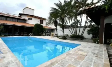 Casa com 4 quartos à venda na rua celso almeida coelho, 125, córrego grande, florianópolis, 351 m2 por r$ 2.544.000