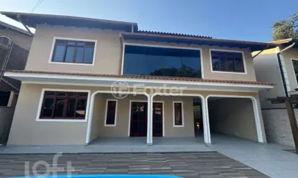 Casa com 6 quartos à venda na rua nossa senhora de fátima, 1000, aririu, palhoça, 242 m2 por r$ 850.000