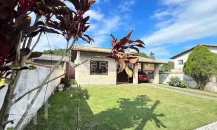 Casa com 2 quartos à venda na rua vitória, 37, rio grande, palhoça, 132 m2 por r$ 560.000