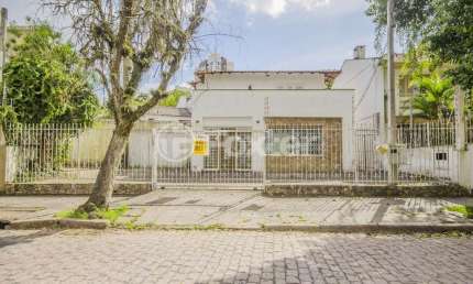 Casa com 4 quartos à venda na Rua Luiz Cosme, 328, Passo da Areia, Porto Alegre, 393 m2 por R$ 1.150.000