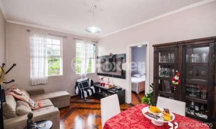 Apartamento com 3 quartos à venda na Rua Veranópolis, 105, Passo da Areia, Porto Alegre, 70 m2 por R$ 300.000