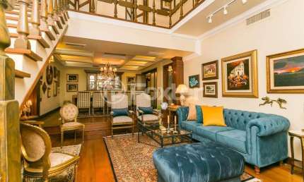 Casa com 4 quartos à venda na Rua Felipe Becker, 357, Três Figueiras, Porto Alegre, 640 m2 por R$ 3.661.600