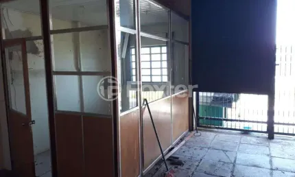 Barracão / Galpão / Depósito à venda na Rua Coronel Aparício Borges, 291, Glória, Porto Alegre, 347 m2 por R$ 706.000