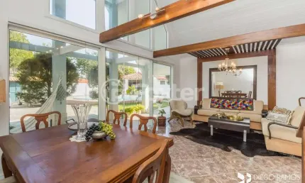 Casa com 5 quartos à venda na Avenida Orleaes, 270, Guarujá, Porto Alegre, 291 m2 por R$ 860.000