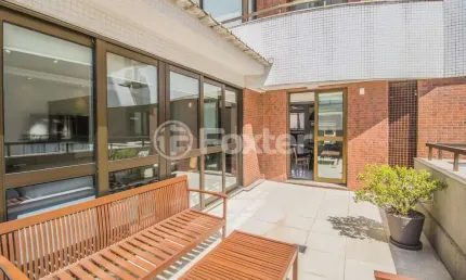 Apartamento com 3 quartos à venda na Avenida Mariland, 929, Auxiliadora, Porto Alegre, 181 m2 por R$ 2.120.000