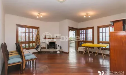 Apartamento com 3 quartos à venda na Rua Gioconda, 201, Vila Ipiranga, Porto Alegre, 200 m2 por R$ 900.000