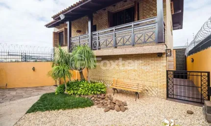 Casa com 3 quartos à venda na avenida cai, 917, cristal, porto alegre, 454 m2 por r$ 1.980.000