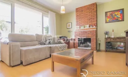 Casa com 3 quartos à venda na Rua Abílio Miller, 364, Jardim Itu Sabará, Porto Alegre, 136 m2 por R$ 620.000